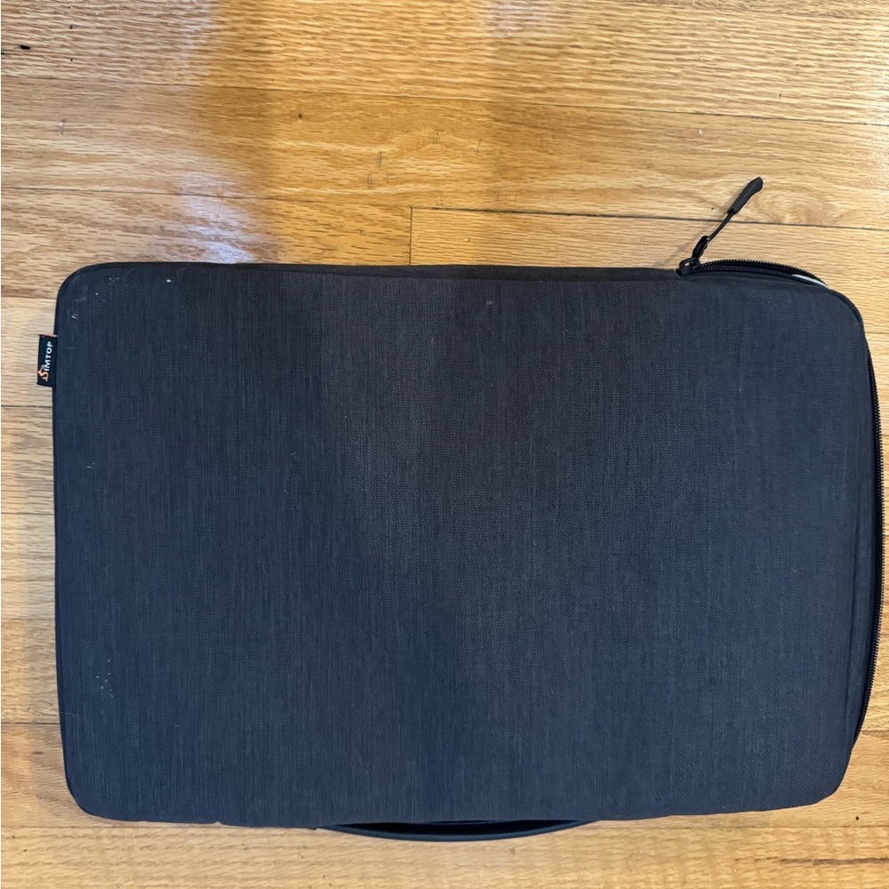 Simtop Computer Carrying Brief